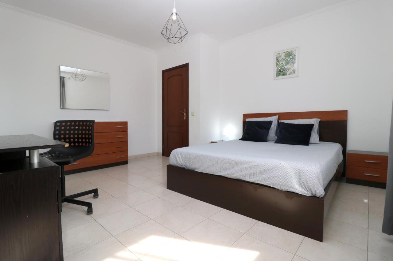 Charming Private Rooms In An Apartment A2 Penha - Faro FAO Exterior foto